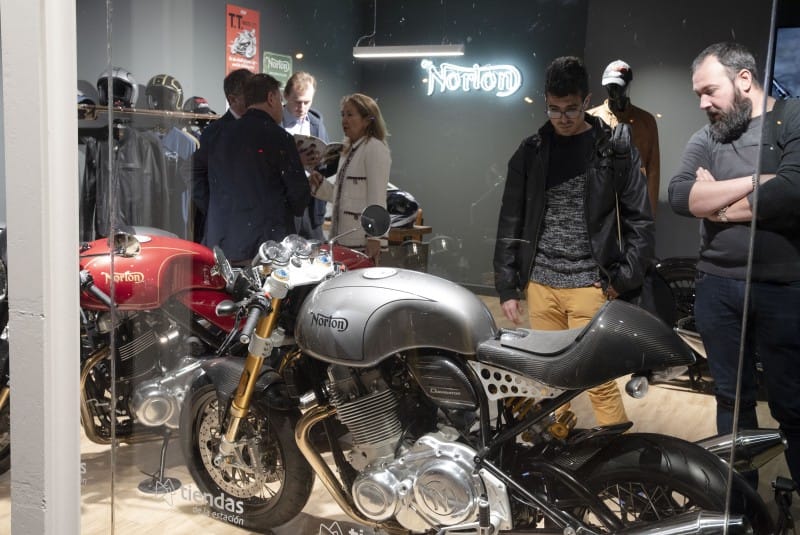 Norton Madrid 76