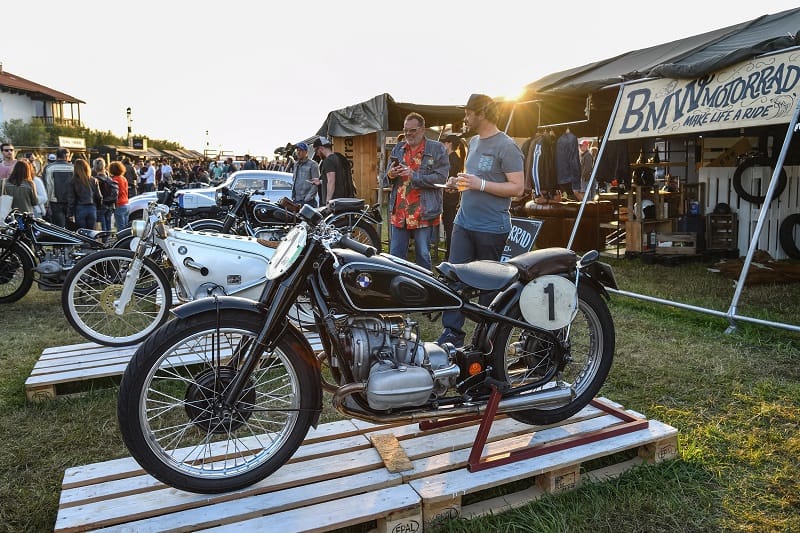 P90309251 highRes bmw motorrad classic