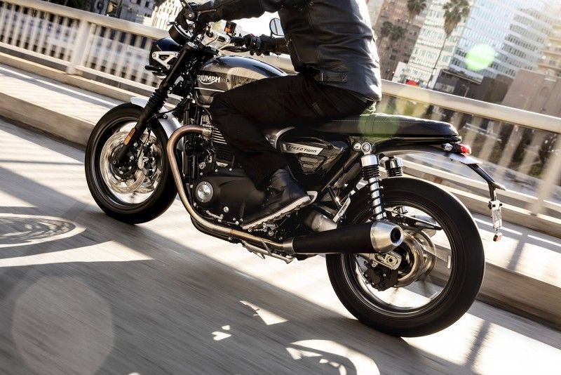 NDP TRIUMPH SPEEDTWIN 04