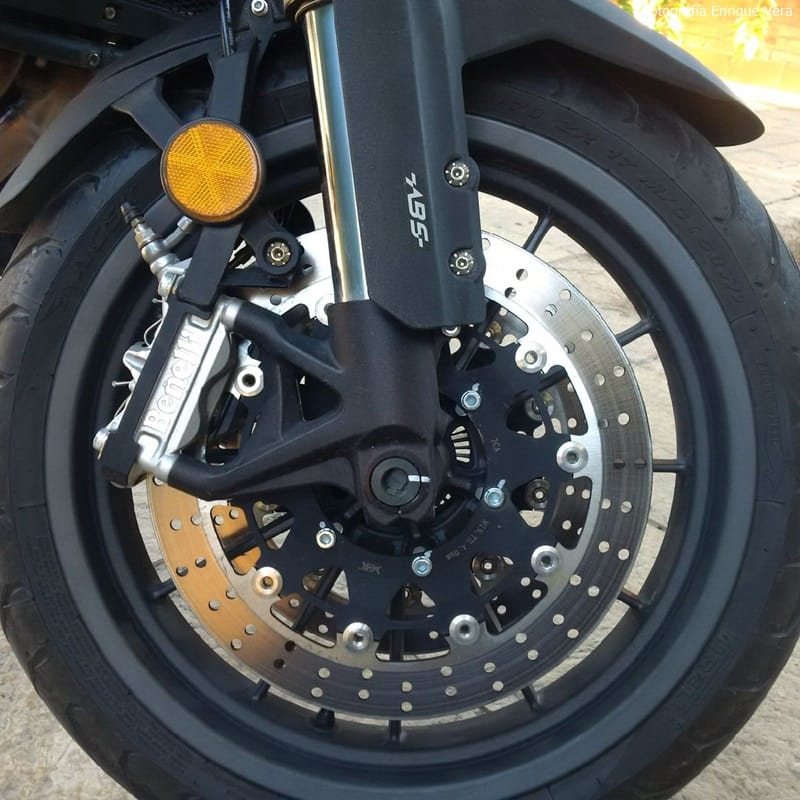 Benelli TRK502 034