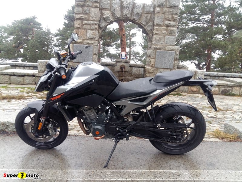 KTM790Duke 05