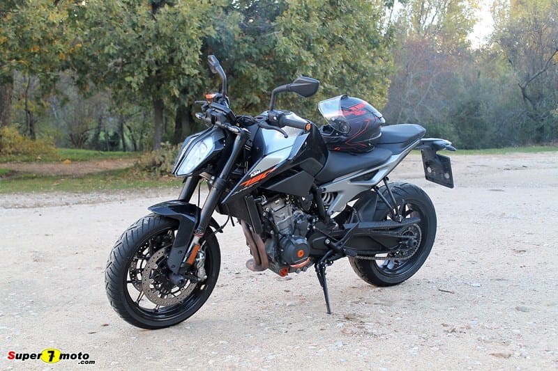 KTM790Duke 09