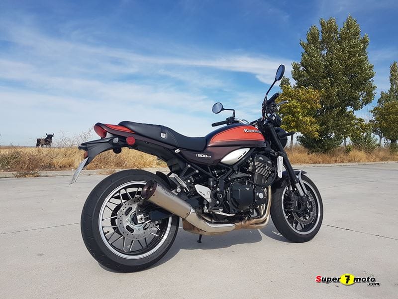 Kawasaki Z900RS 6