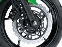 Kawasaki_Z400_17