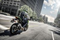Kawasaki_Z400_4