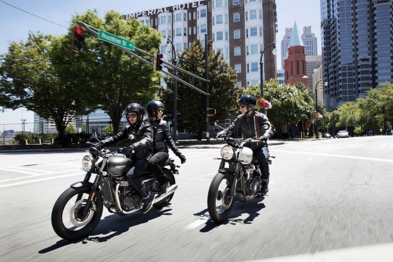 Street Twin Street Scrambler joint Hero1
