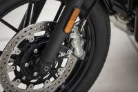 Street_Twin_DETAIL1