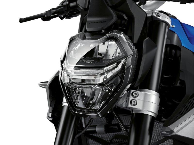 P90373085 highRes bmw f 900 r 11 2019