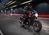 NDP_TRIUMPH_SPEEDTWIN_LLEGADA_000