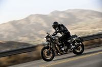 NDP_TRIUMPH_SPEEDTWIN_LLEGADA_02