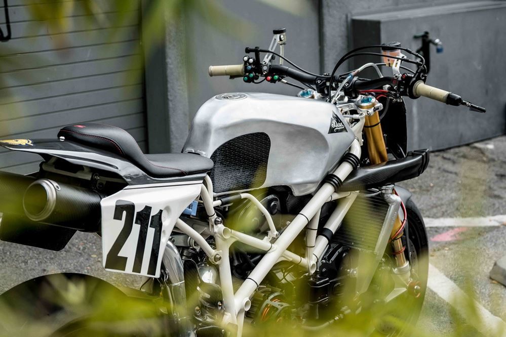 Deus Ex Machina The Beastie 22
