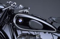 P90386339-highRes