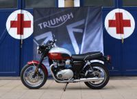 Ndp_Triumph_CruzRoja_moto_