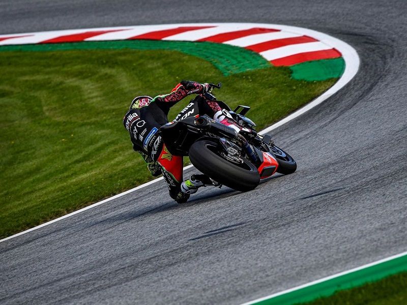07 Aprilia Tuono V4 X