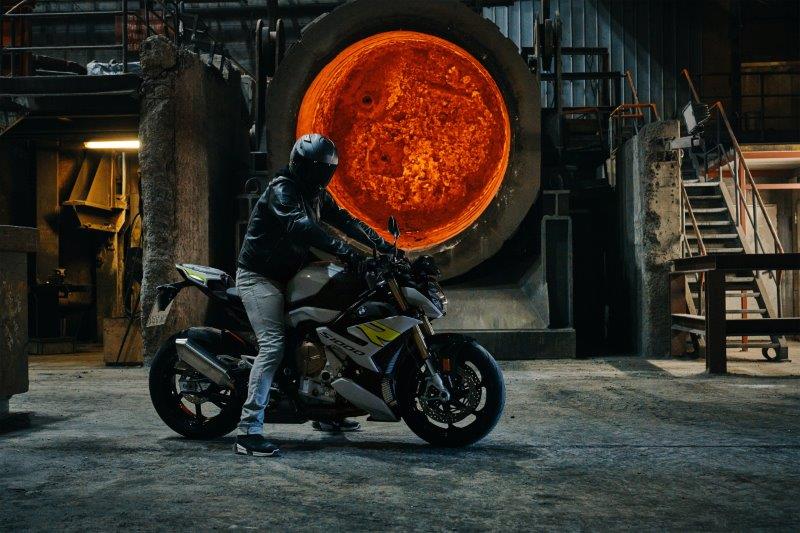 S1000R 2021 01