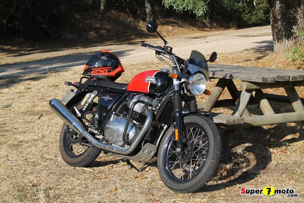 Royal Enfield Interceptor 10
