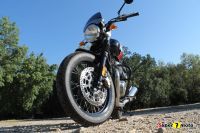 Royal_Enfield_Interceptor_30