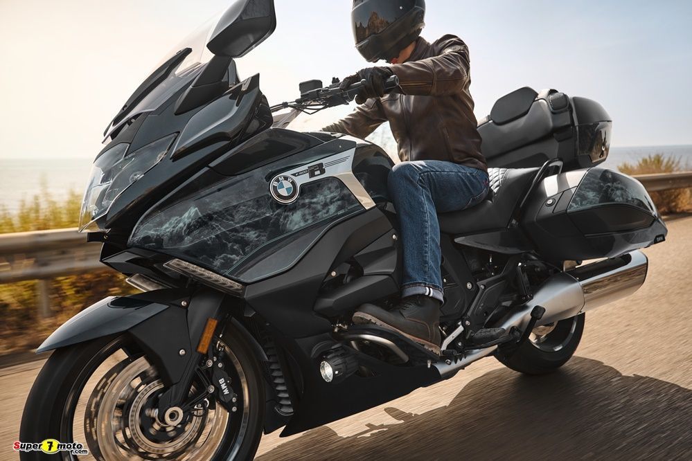 P90440557 highRes bmw k 1600 grand ame