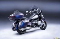 P90431083_highRes_the-new-bmw-r-18-tra