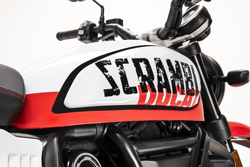 MY22 DucatiScrambler UrbanMotard 019 UC341493 High