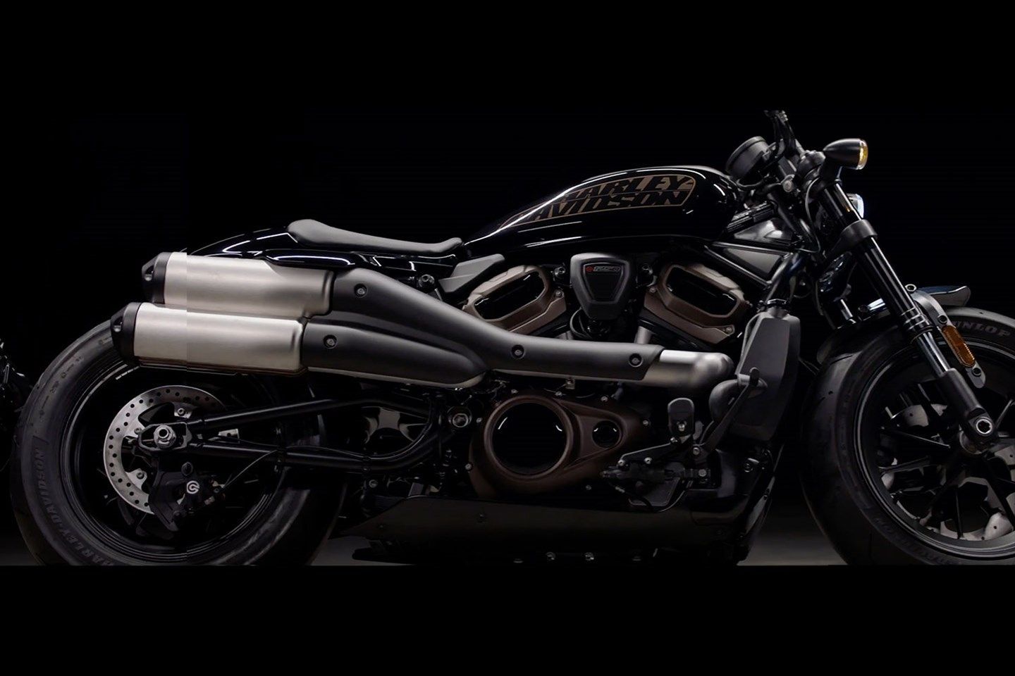 Harley 1250 Custom 02