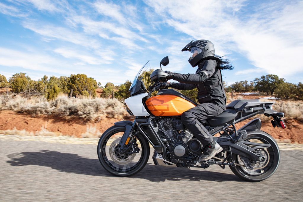 201482 pan am ra1250s 02883