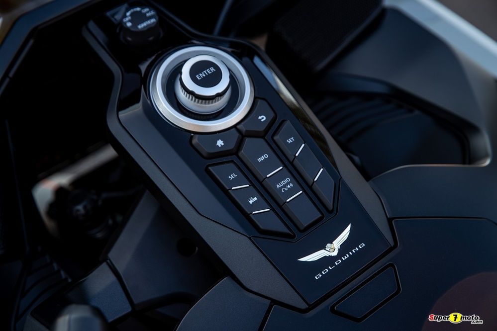 324965 Honda completes its comprehensive 2021 model line up with updates to GL1800
