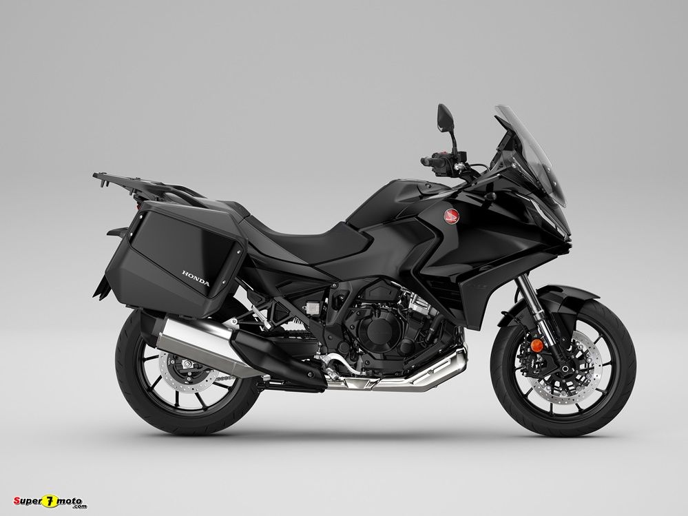 348081 2022 HONDA NT1100