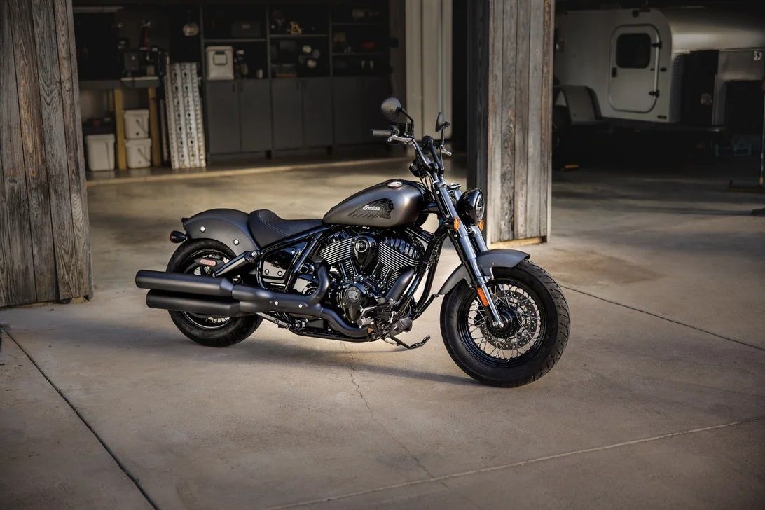 2022 chief bobber dark horse 12