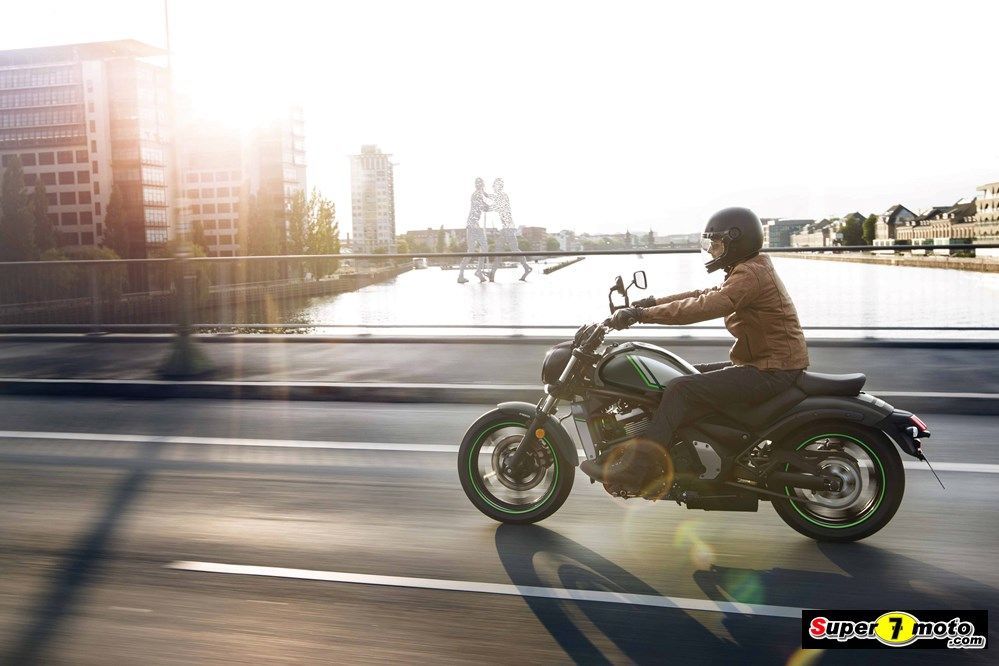 Kawasaki Vulcan S 2022 Super7moto 3