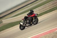 Ndp_Triumph_SpeedTriple1200RR_04