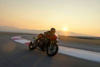 Ndp_Triumph_SpeedTriple1200RR_19