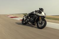 Ndp_Triumph_SpeedTriple1200RR_35