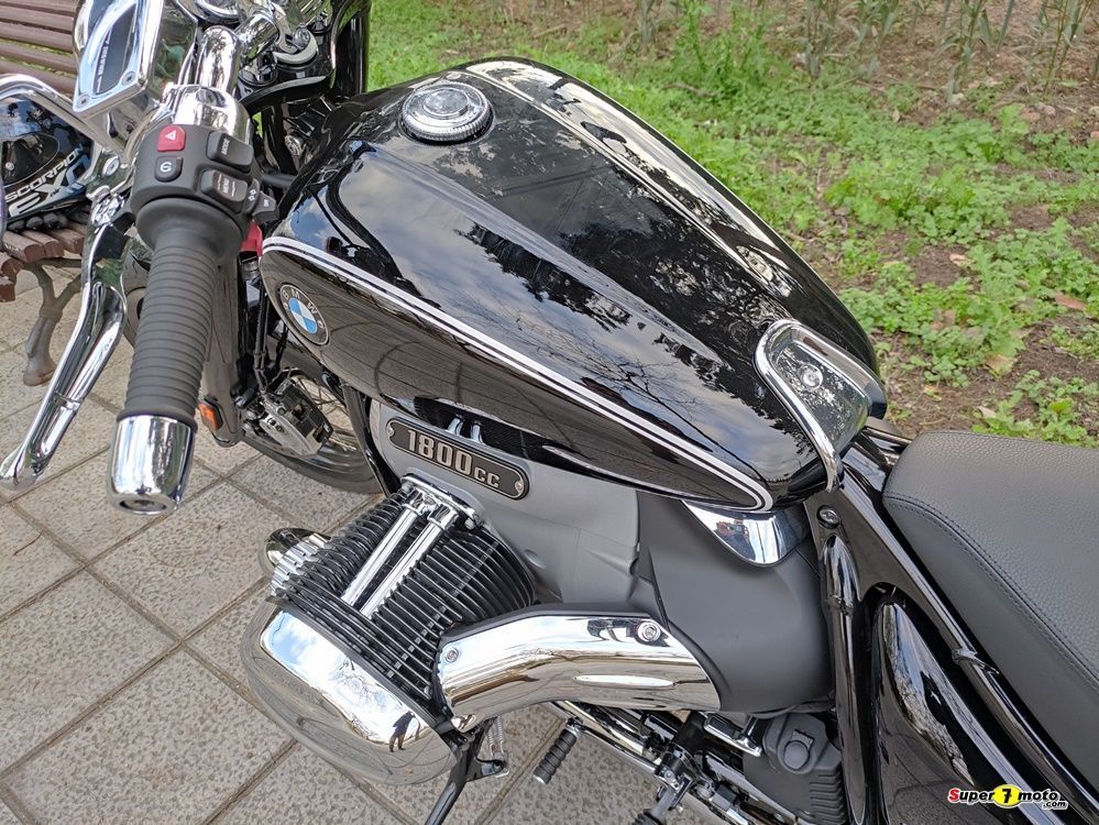 BMW R18 15