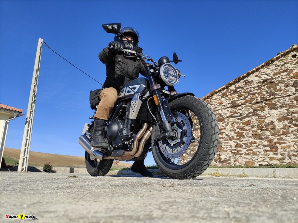 Crossfire500X 52