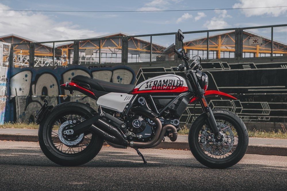 MY22 DucatiScrambler UrbanMotard 022 UC341522 High