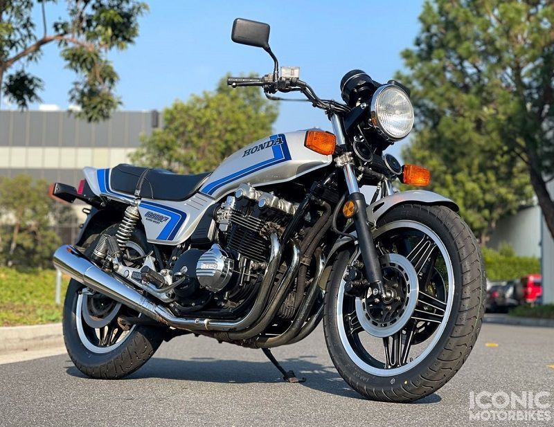 Honda CB900F Front Right Featured