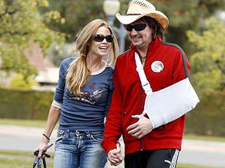 denise richards2 3140374c1ab245a3b126c639a6ed274c