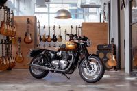 Triumph_1959_SpecialEdition_Gibson_T120_01