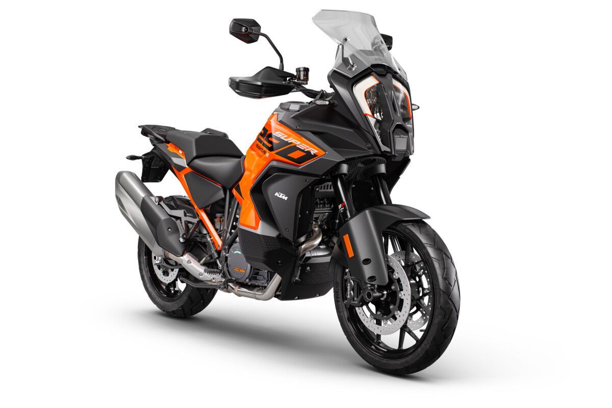 MY23 KTM 1290 SADV S studio 1