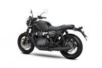 Brixton_Cromwell1200_studio_black_2