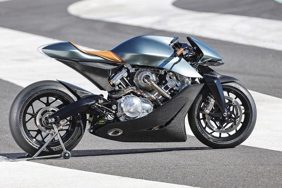 Aston Brough AMB 001 01