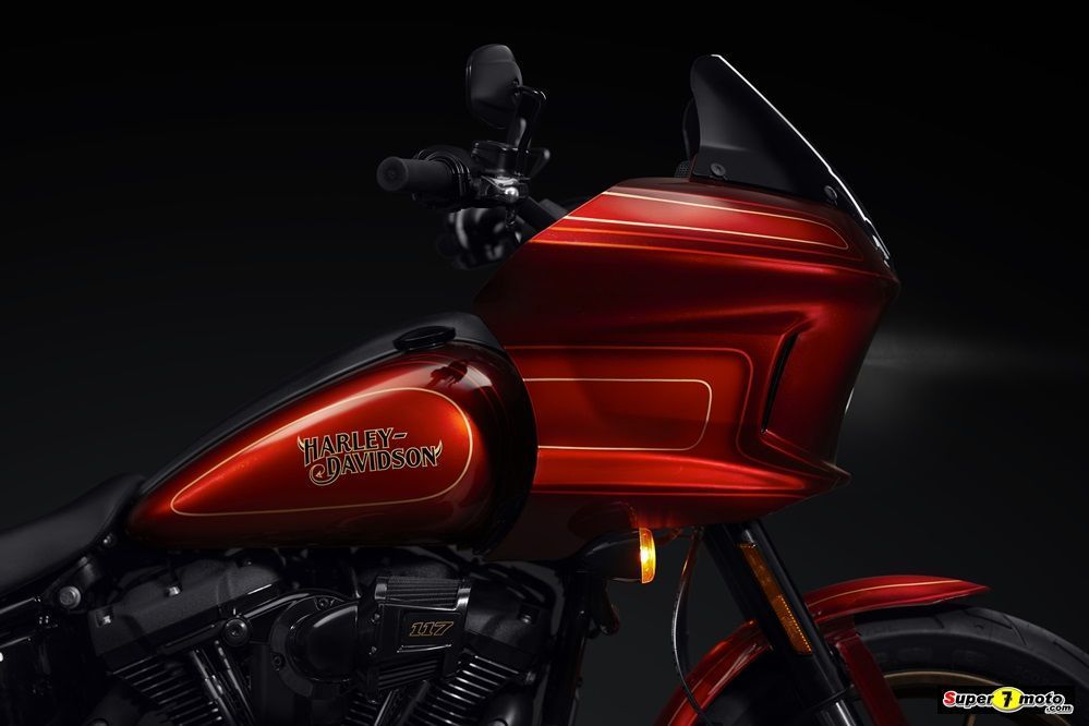 22054 el diablo kf fairing bw