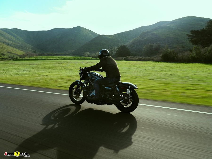 22 rh975 nightster riding f1463