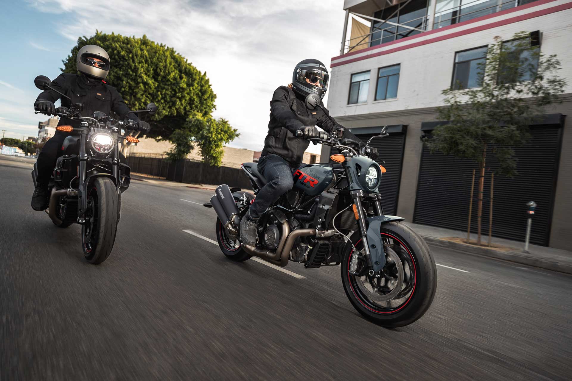 2022 ind ftrs maroonmetallic riding 4