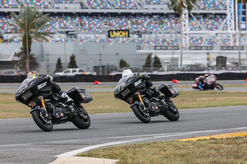 Baggers1 2048x1364