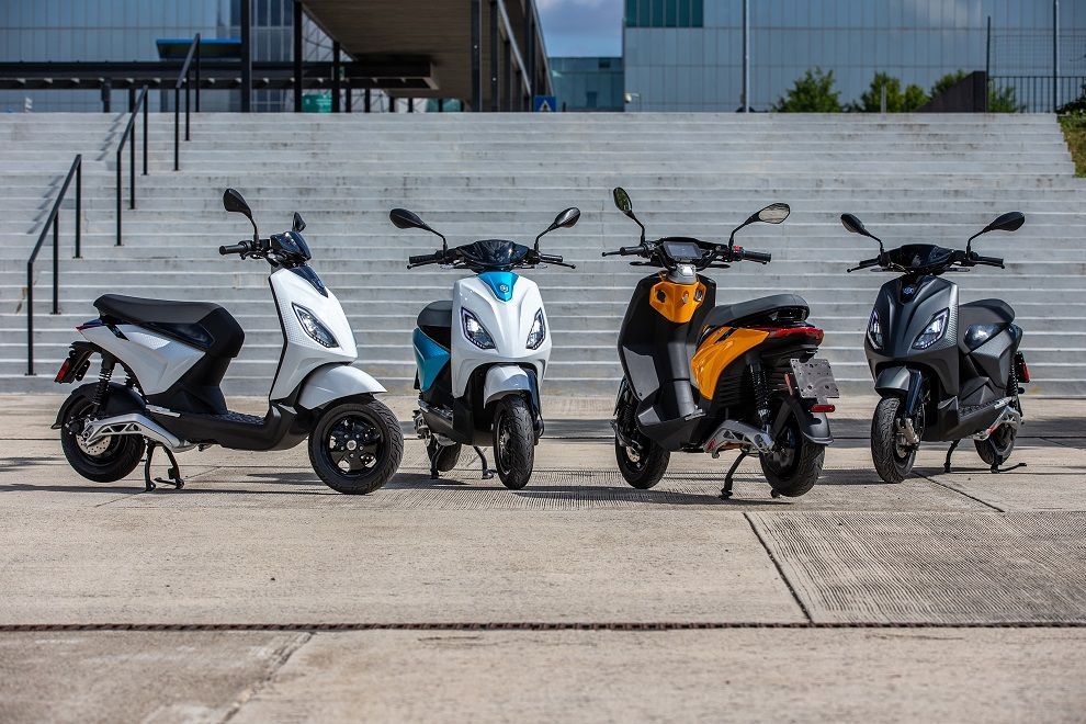 Piaggio 1 02