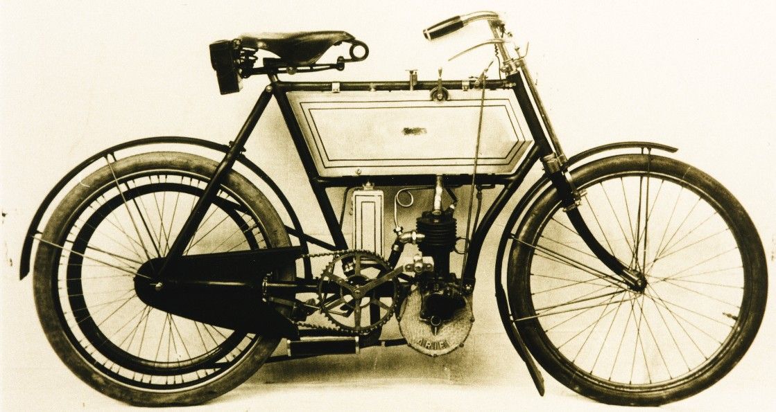 1903 Ariel