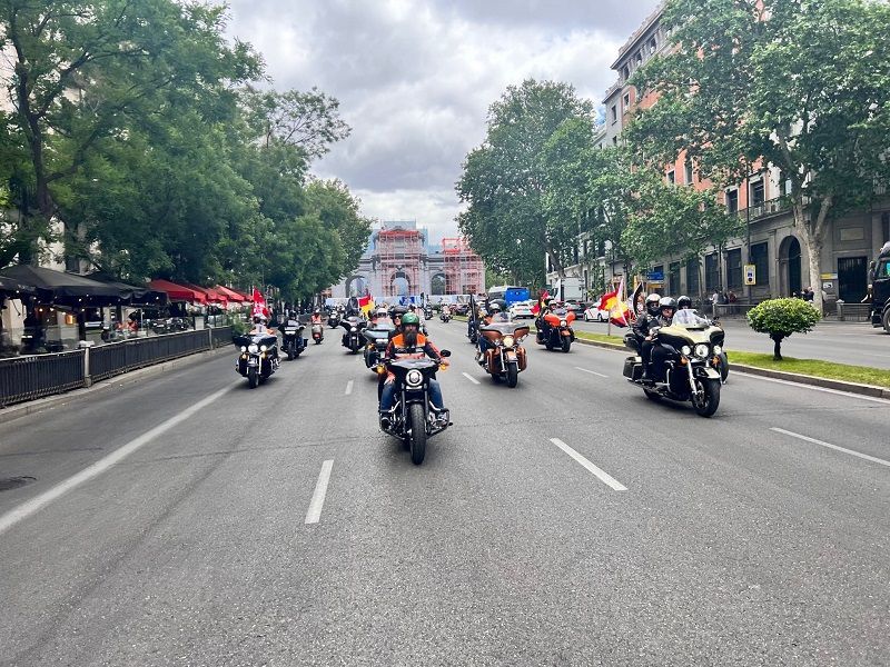 H D Desfile KM0 1
