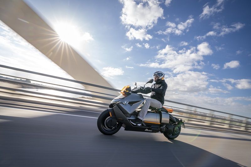 P90454047 highRes bmw ce 04 riding sho